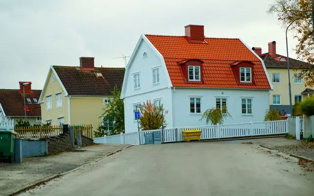 Relining eller stambyte – vad passar bäst för din villa?